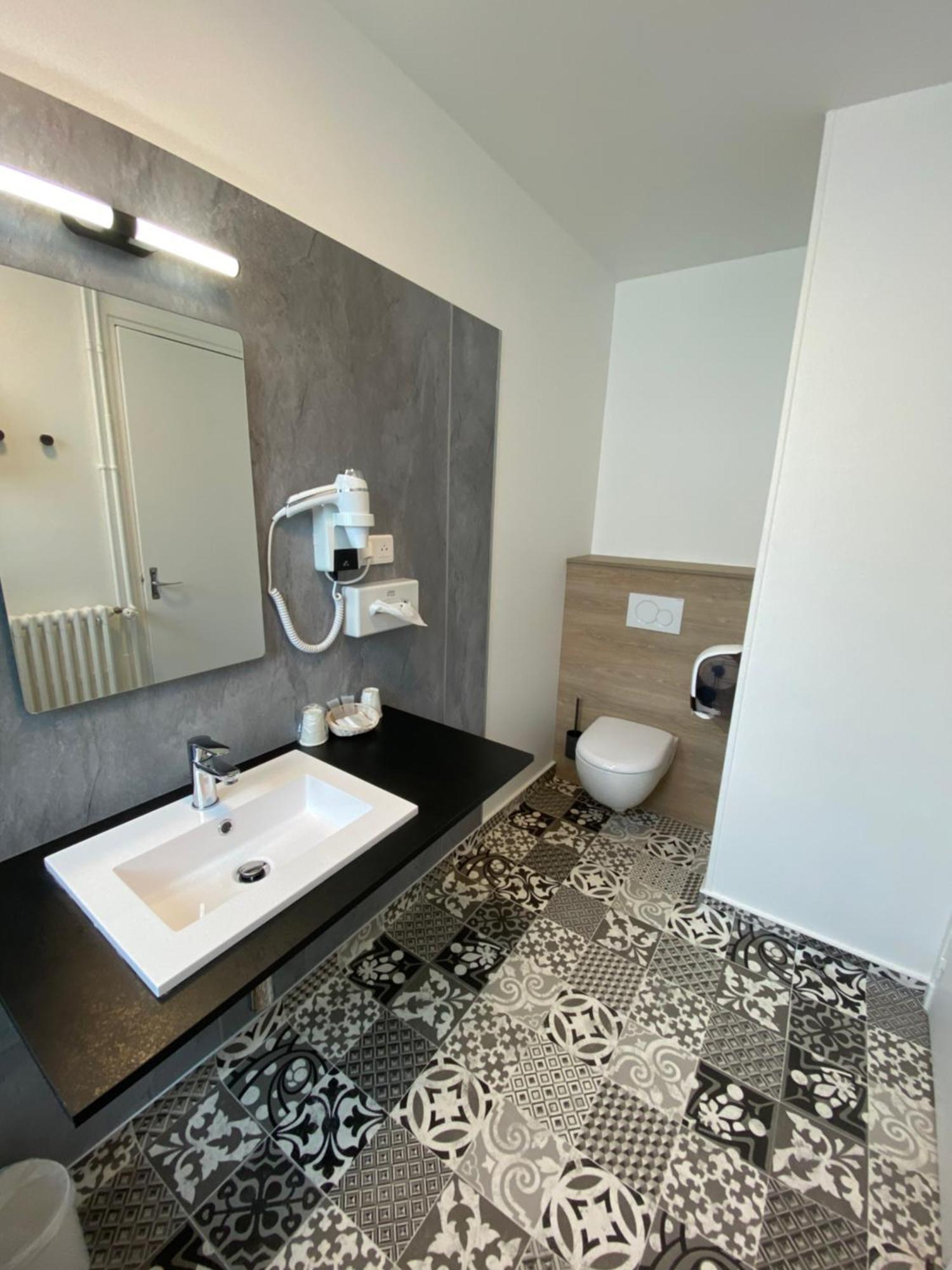 Du Louvre Hotel Cherbourg-en-Cotentin